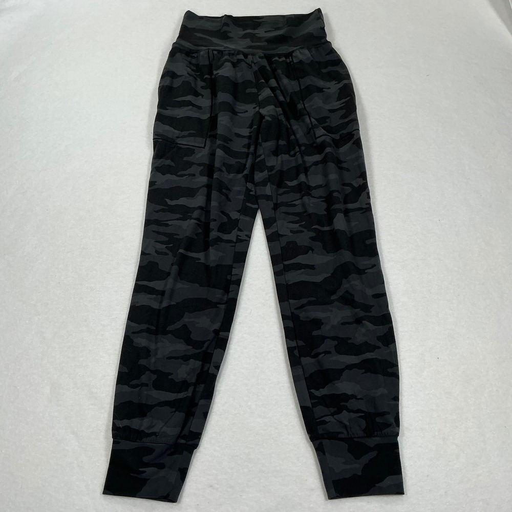 Athleta Salutation Camo Jogger Black Grey Camouflage High Rise Pants XS 1662
